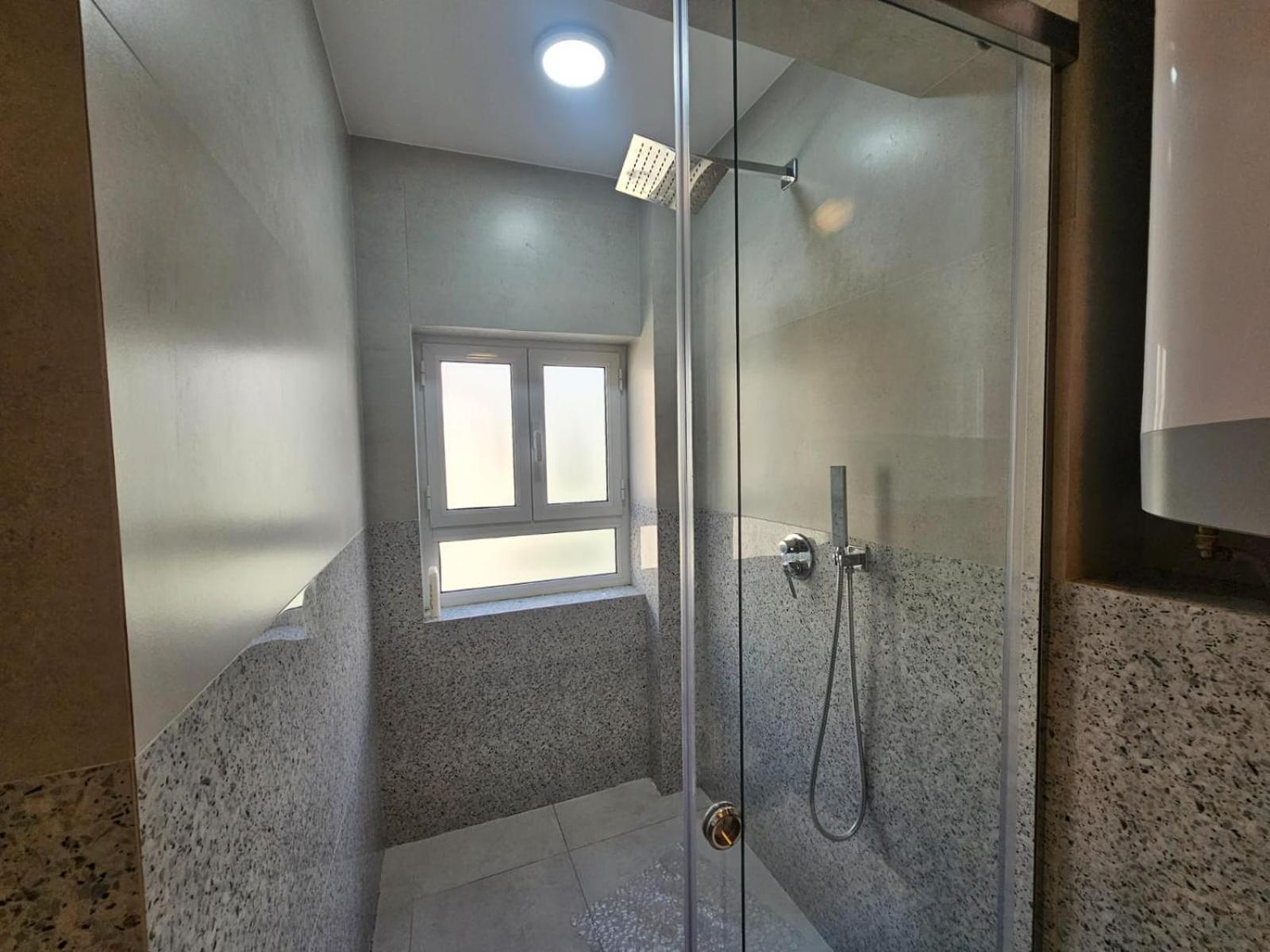 Apartamento Valentino'S Nest Tirana Exterior foto