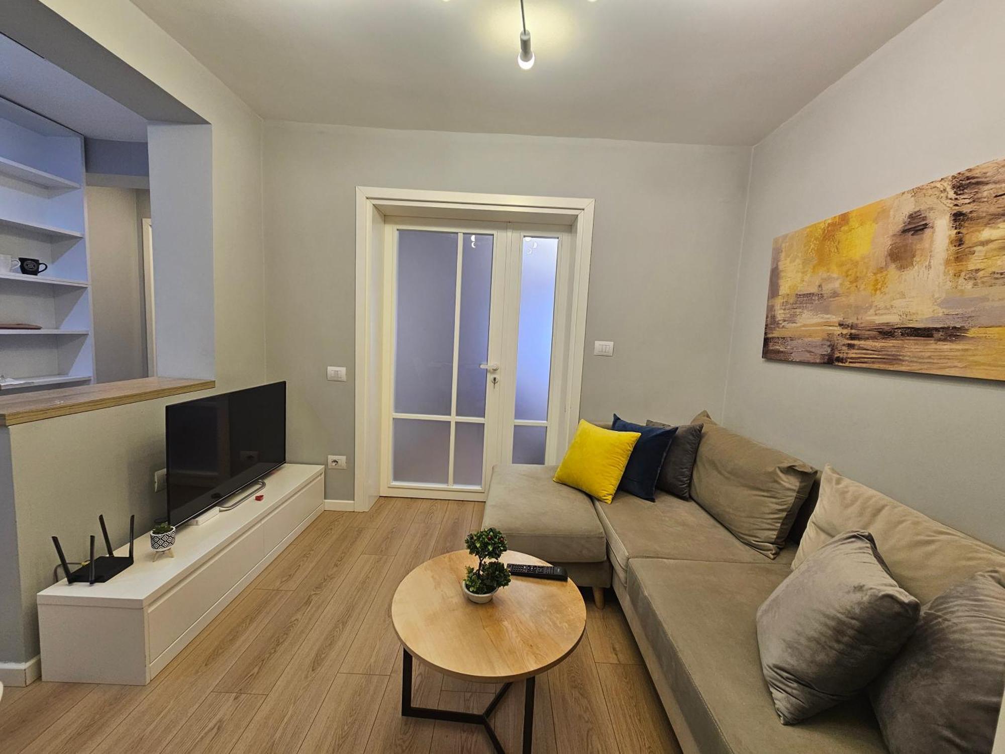 Apartamento Valentino'S Nest Tirana Exterior foto